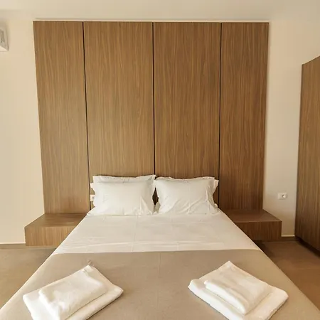 Abeille 5*